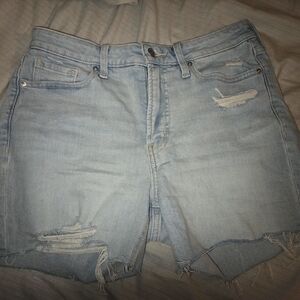 Old Navy Lighy Blue Denim Distressed Shorts 4" Inseam Size 10